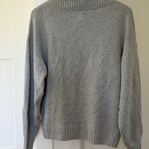 GAP Women's Light Grey Cowl Neck Sweater - Picture 5 of 5